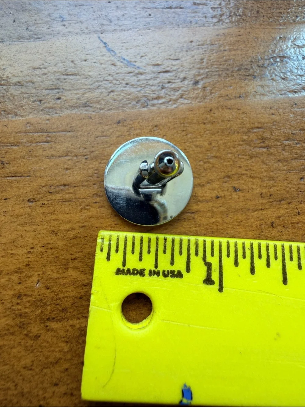 Skull And Crossbones Men’s Round Silver Tone Cufflinks Bullet Back